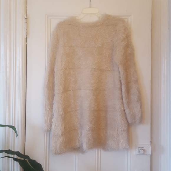 Fuzzy Wool Cardigan - Picture 2 of 4